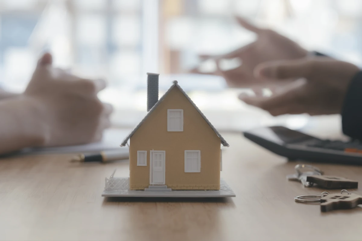 Le droit immobilier et ses impacts sur l’achat de votre première maison